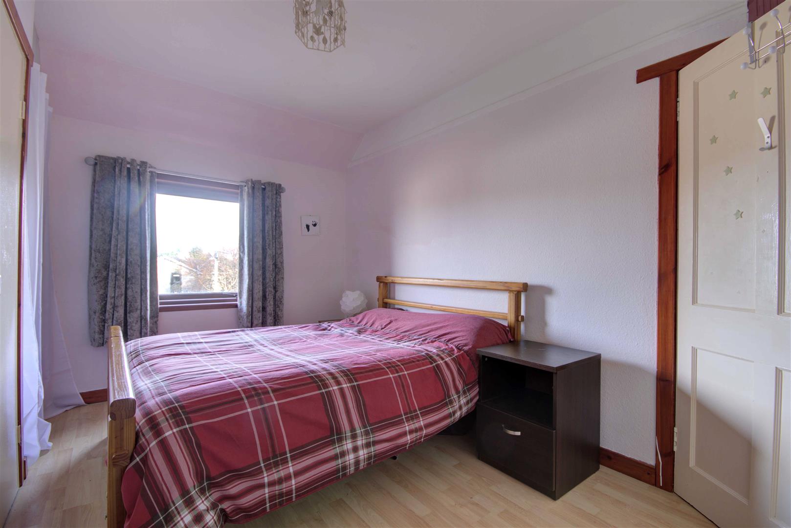 3 Davidson Terrace, Lairg, Sutherland IV27 4DF Monster Moves